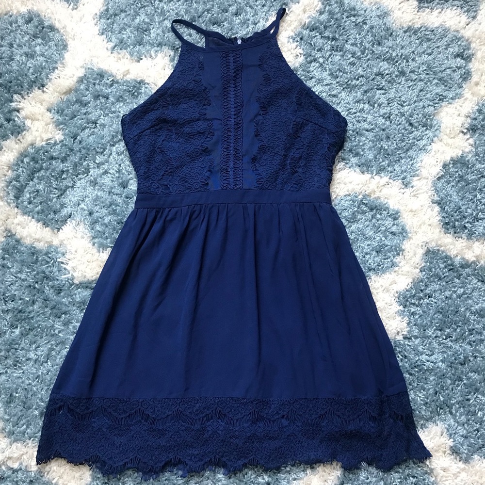 NWOT Francesca’s High Neck Dress